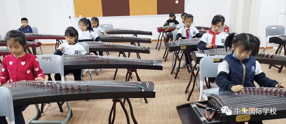 1615875305125319.jpg 1856a0cf1e06b69b06334c93ce78eb0d.jpg